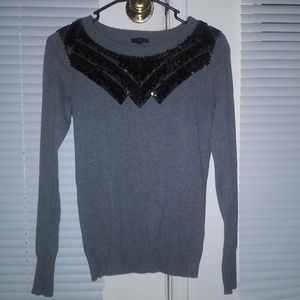 Gilttered sequined sweater